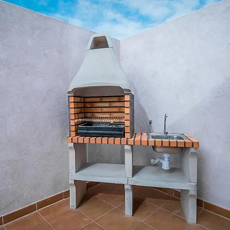Casa De Dragos